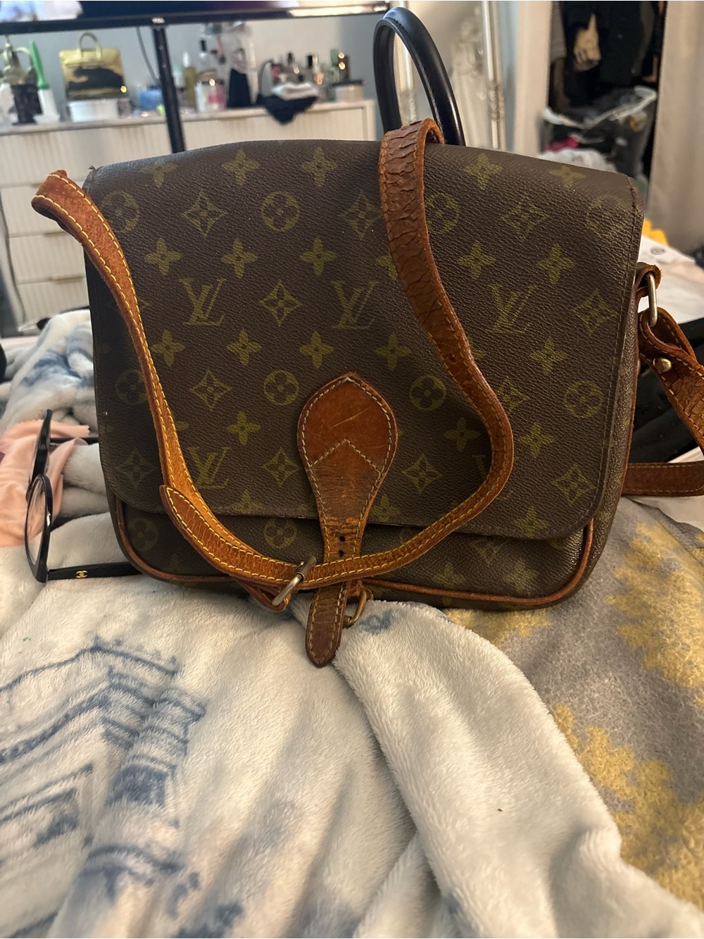 Louis Vuitton Brown Monogram Canvas Messenger Bag with Vachetta Trim